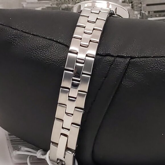 Caravelle Ladies Quartz Watch By Bulova Silvertone White Dial 24mm - Picture 12 of 12